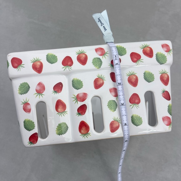 Porcelain Berry Basket - Picture 7 of 7